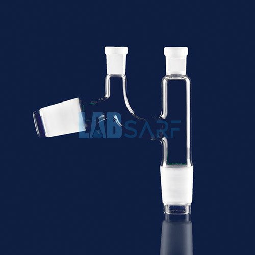 Adaptör Distilasyon Erkek Şilif:Ns29/32 Açılı Erkek Şilif:Ns14/23 Dişi Şilifler:Ns14/23 Claisen Başlıklı- (1 Adet)