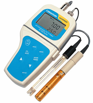 Eutech™ Cyberscan PC 300