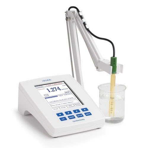 Laboratuvar Araştırma Sınıfı Masaüstü EC/TDS/Tuzluluk/Rezistivite Metresi ATC ve Genişletilmiş Aralık -1 Adet