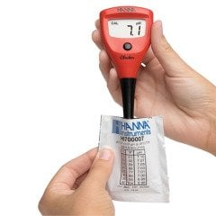 Checker® Plus pH Metre & 0.1 pH Çözünürlüklü -1 Adet